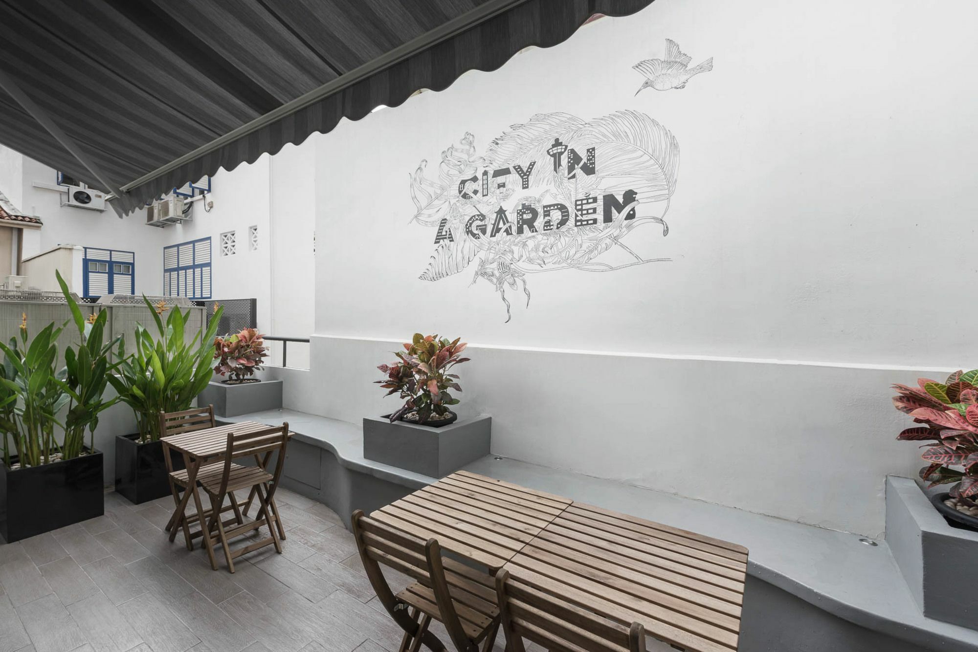 Hotel kapsul Eighteen By Three Singapore